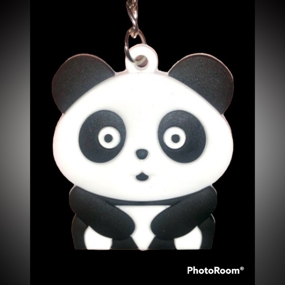 🐼 NOVELTY PANDA BEAR KEYCHAIN 🐼 - Picture 3 of 8